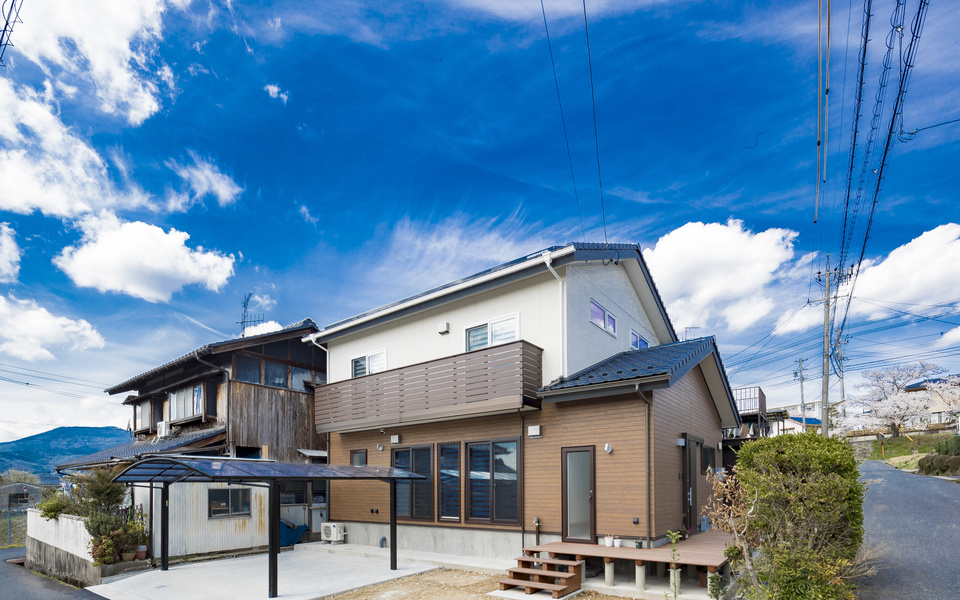 Mk様邸 岐阜県恵那市の楽園住宅はドイツパッシブハウスと土塗り壁高断熱住宅を自社設計 施工 Mk様邸 岐阜県恵那市の楽園住宅はドイツパッシブハウスと土塗り壁高断熱住宅を自社設計 施工